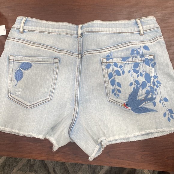 Jean short - Picture 2 of 2